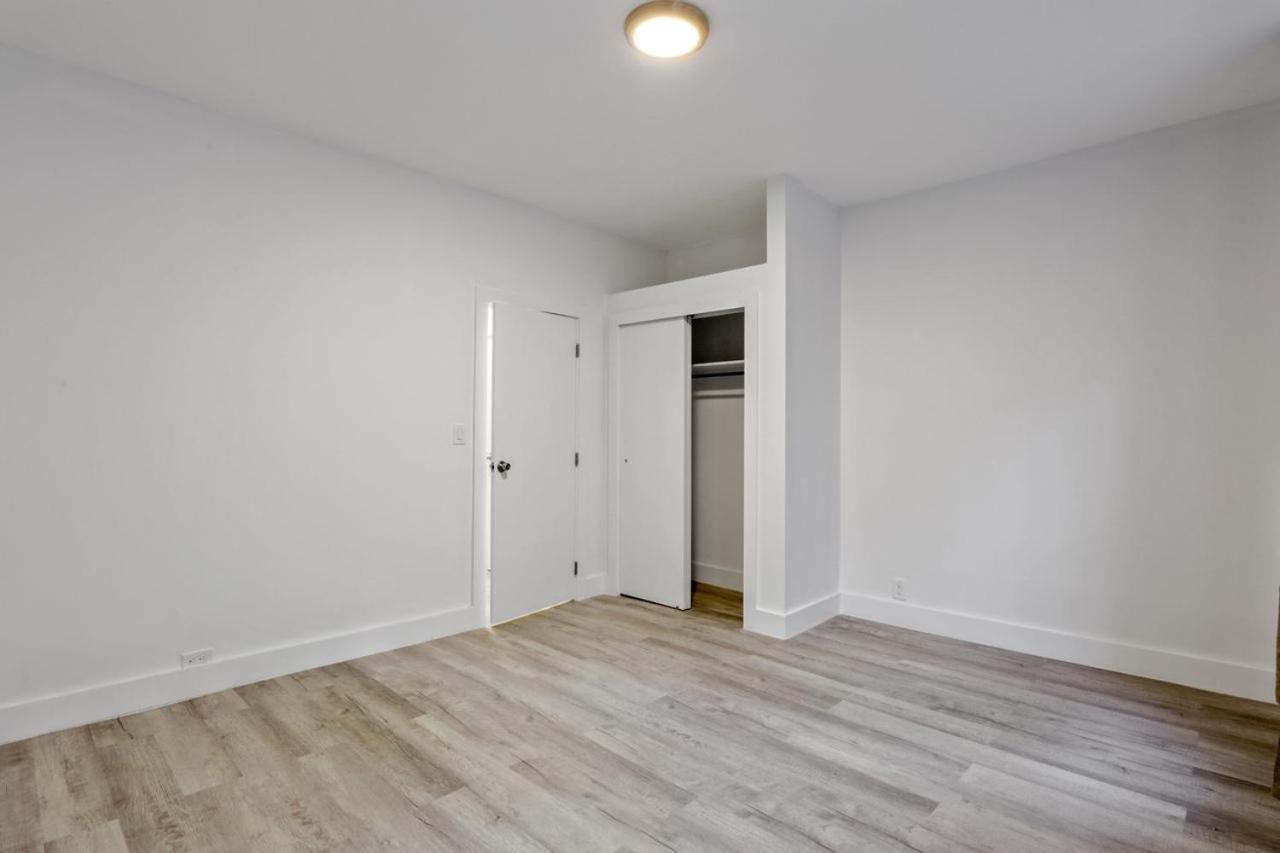 Apartment Accessible 686 *